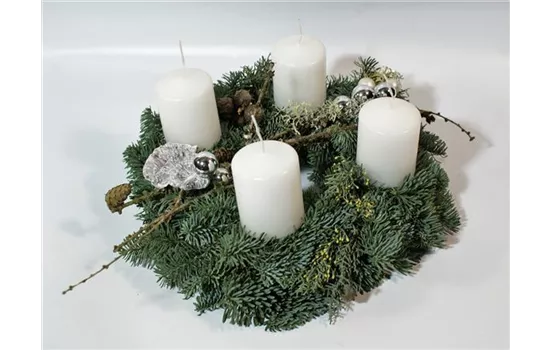 Adventskranz Winterzauber aus echtem Tannengrün