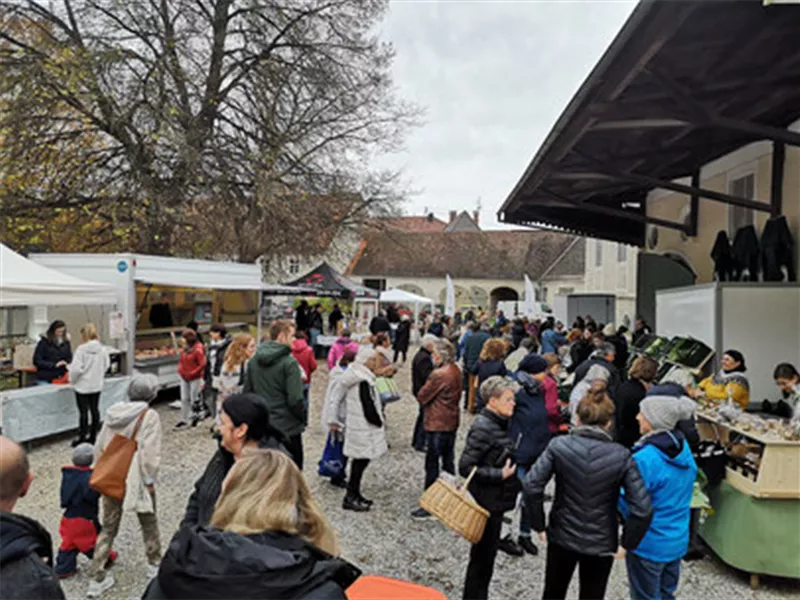 Klostermarkt / Regionalmarkt in Wettenhausen