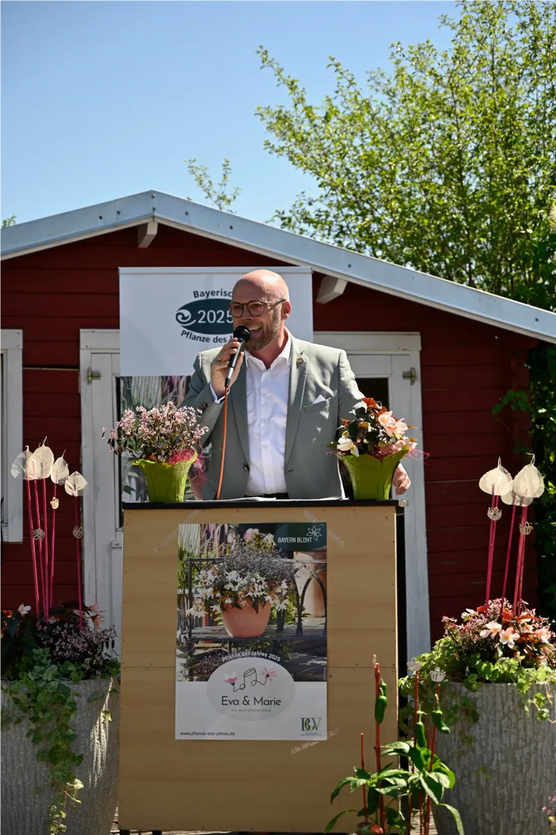 Dr. Fabian Mehring bei seiner Rede